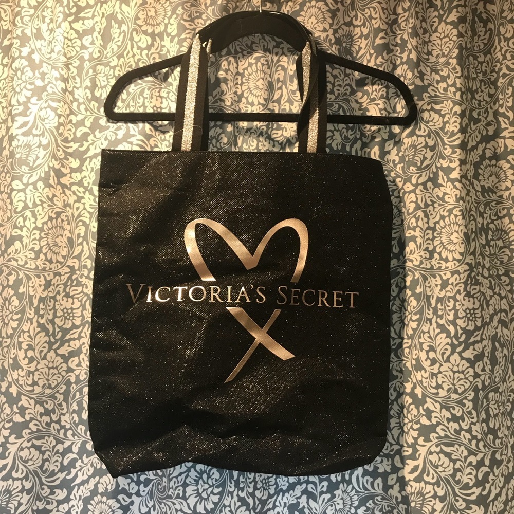 Victoria’s Secret tote bag